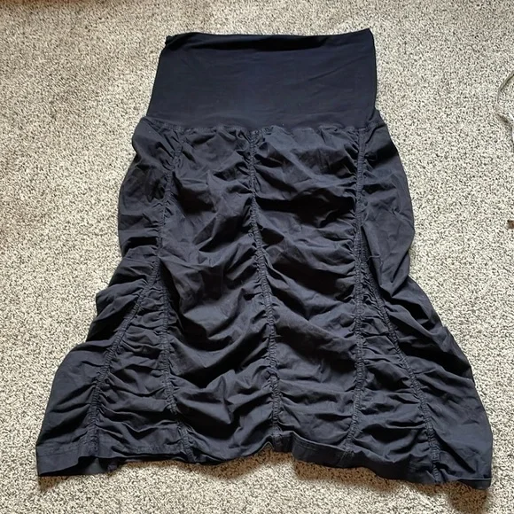 XCVI Women's Peasant Skirt Black - Regular - Picture 1 of 2